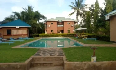 2 Days Tanzania Luxury Arusha-Tarangire-Ngorongoro Crater Safaris