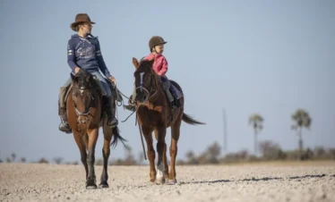 11 Days Botswana Nights Kalahari, Boteti, Okavango